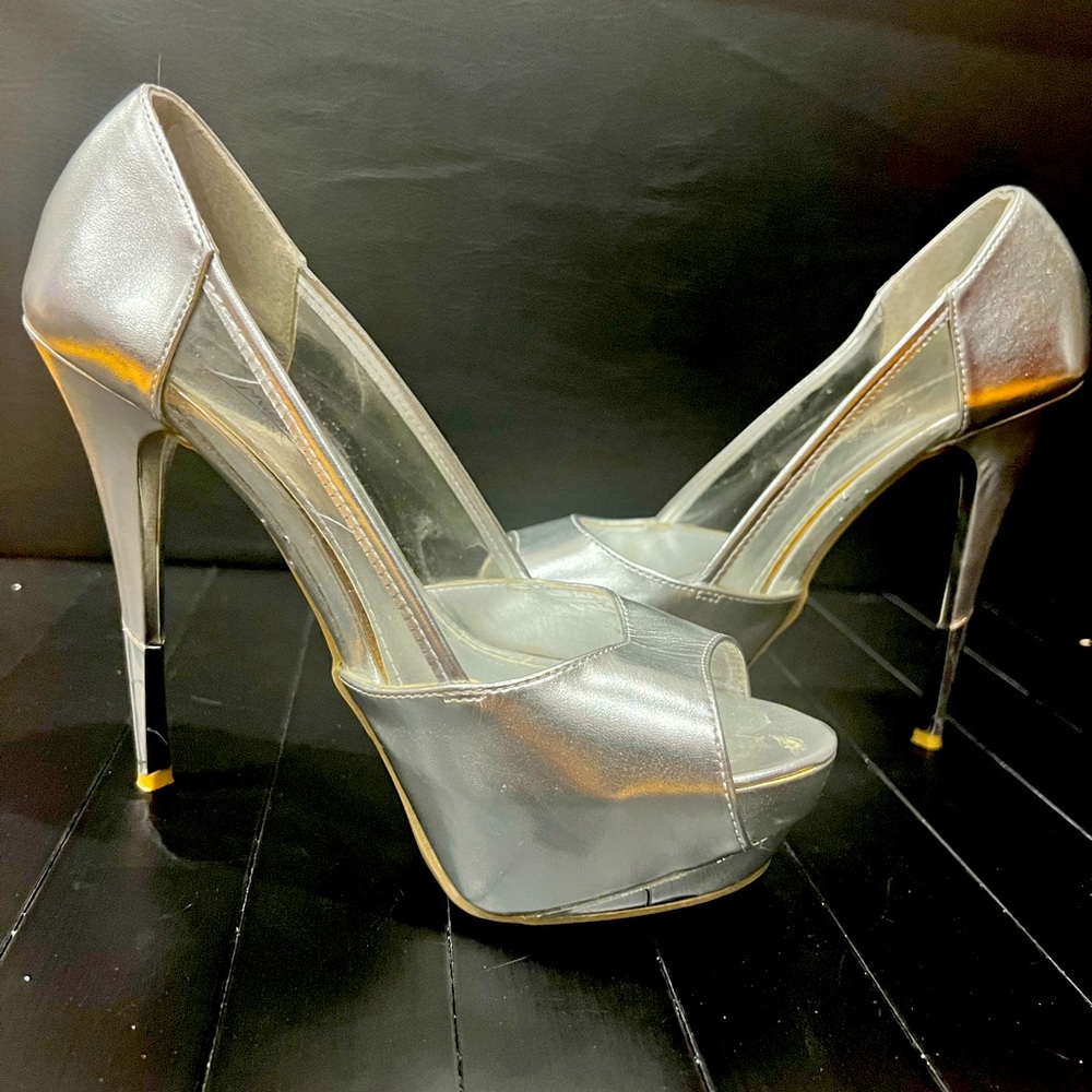 Silver Night Out/Club Pumps